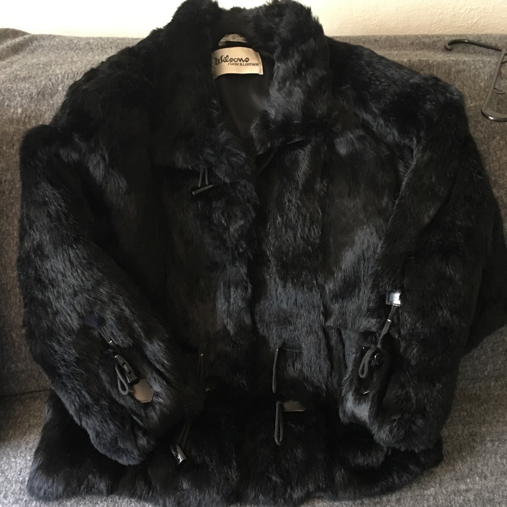 🟤Women’s Wilson’s Suede & Leathers Black Long Haired Rabbit Fur Waist Coat